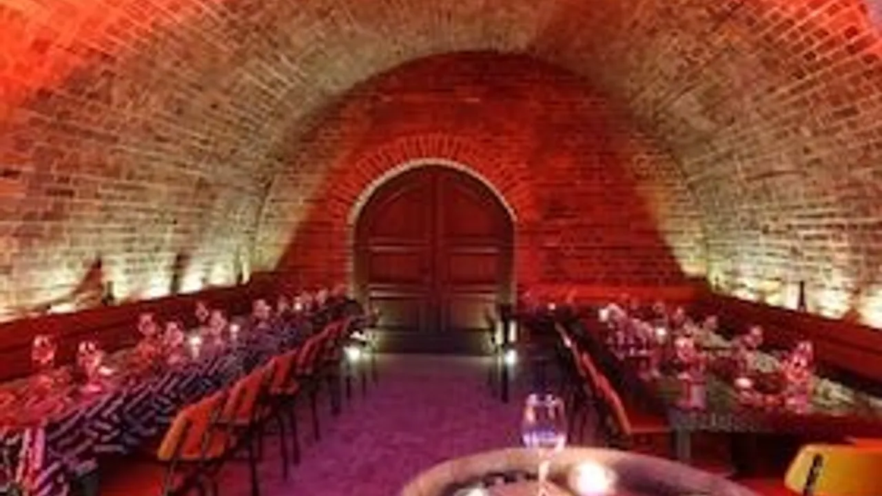 Brot & Wein - moderierte Verkostung - 5 sächsische Weine treffen außergewöhnliche Brote