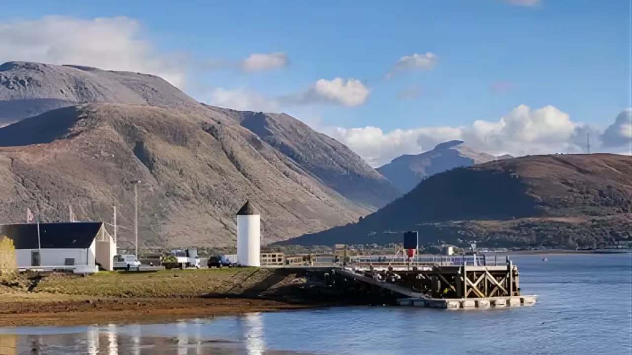 Glenfinnan, Fort William and Glencoe Adventure - Winter Edition from Glasgow