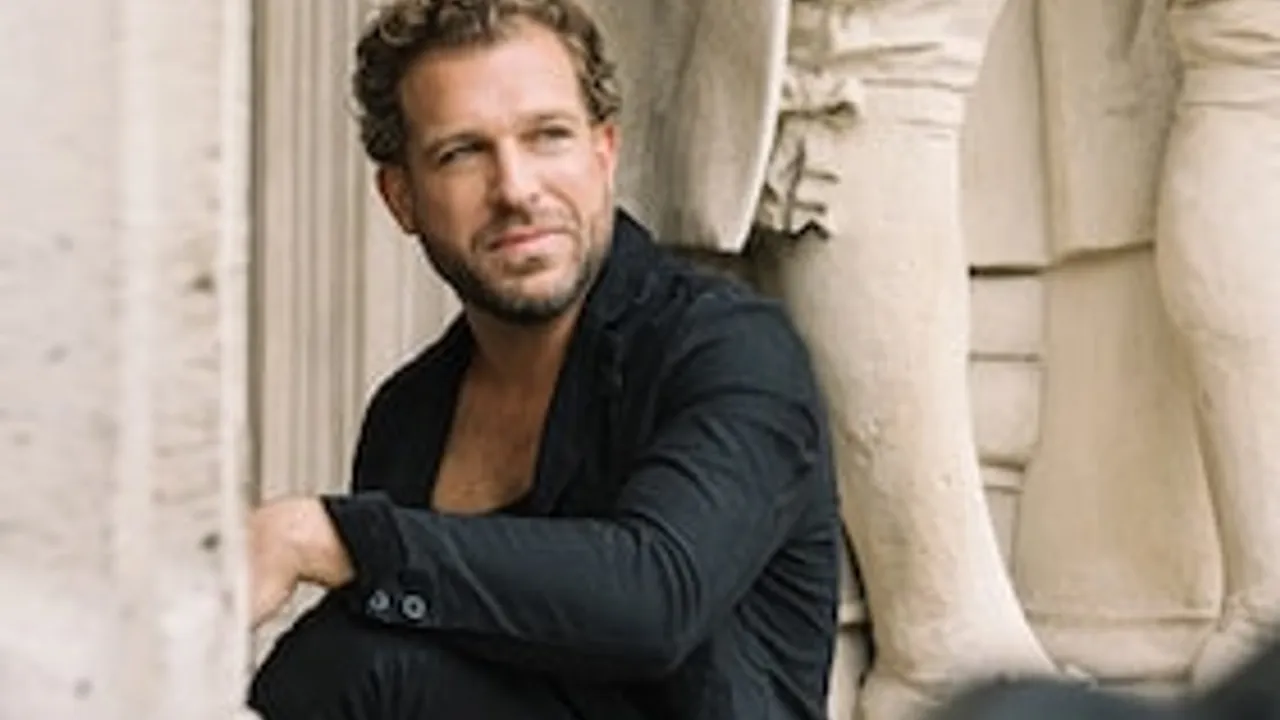 » From A Distance « - Julian Prégardien, Tenor, Barenboim-Said-Akademie Berlin