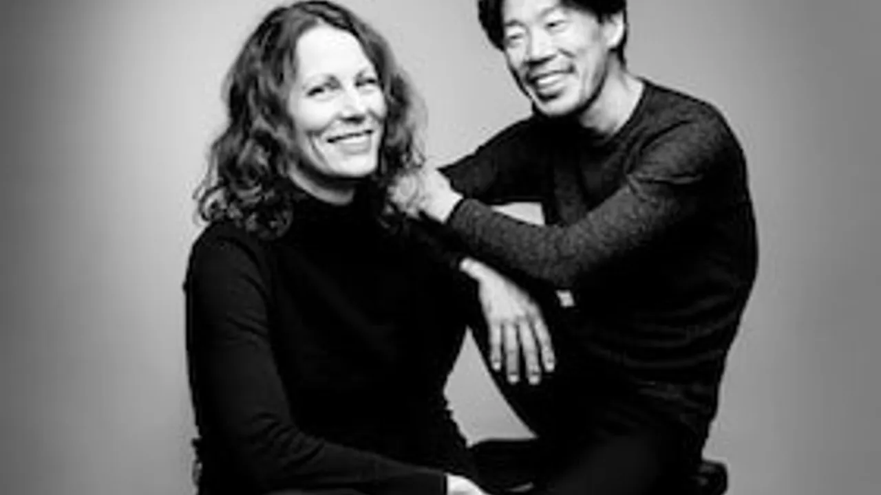 Walzerträume und große Ballettmomente - das Duo Four Te fasziniert mit  Schwanensee und Donauwalzer