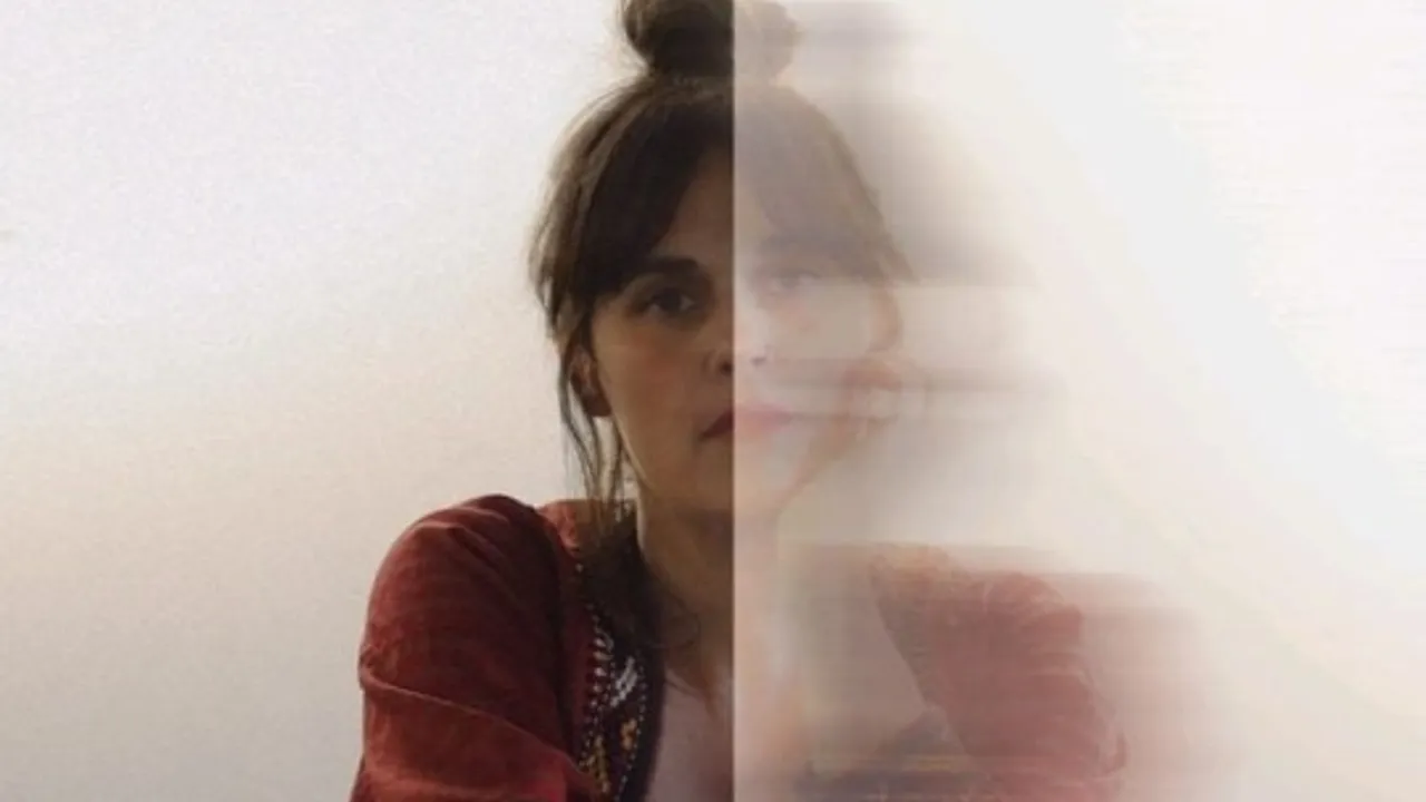 MARÍA RIVERO: "Lerro paraleloak"