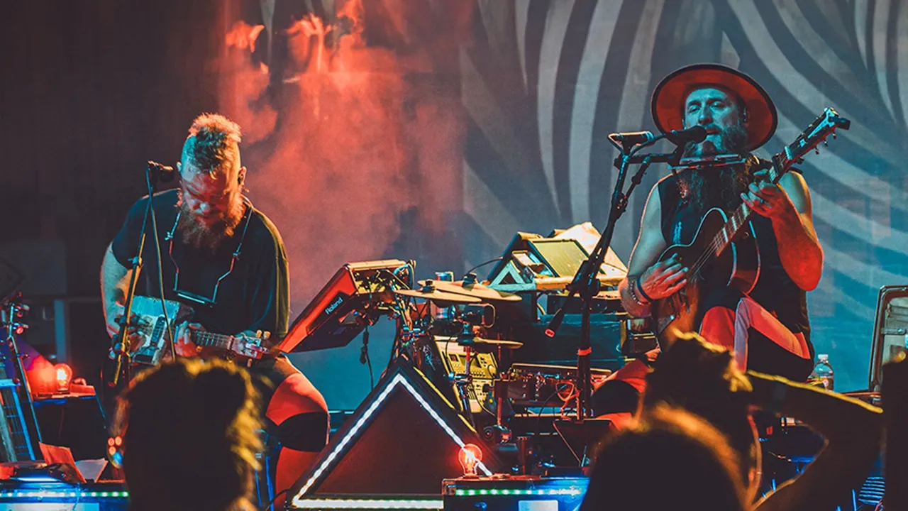 The Spooklights (Ben Miller + Pat Kay)