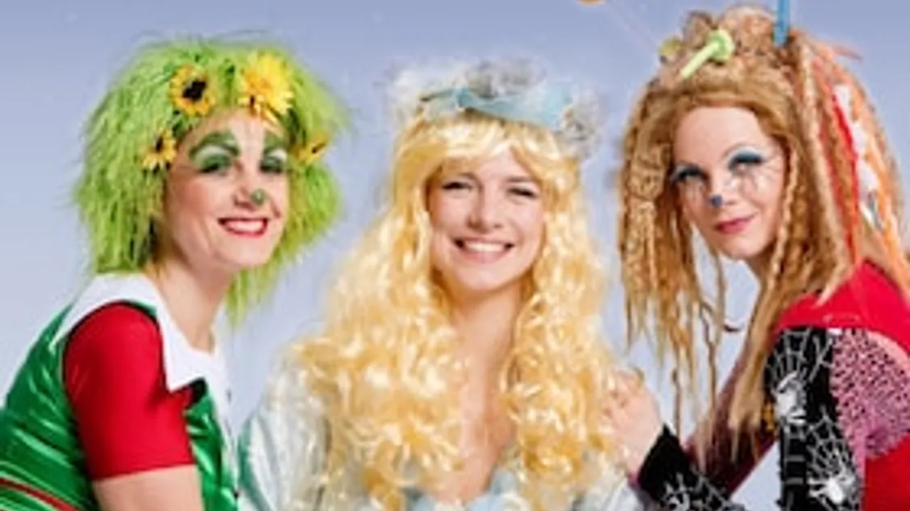 Der Traumzauberbaum - Herr Kellerstaub rettet Weihnachten - mit dem REINHARD LAKOMY-Ensemble