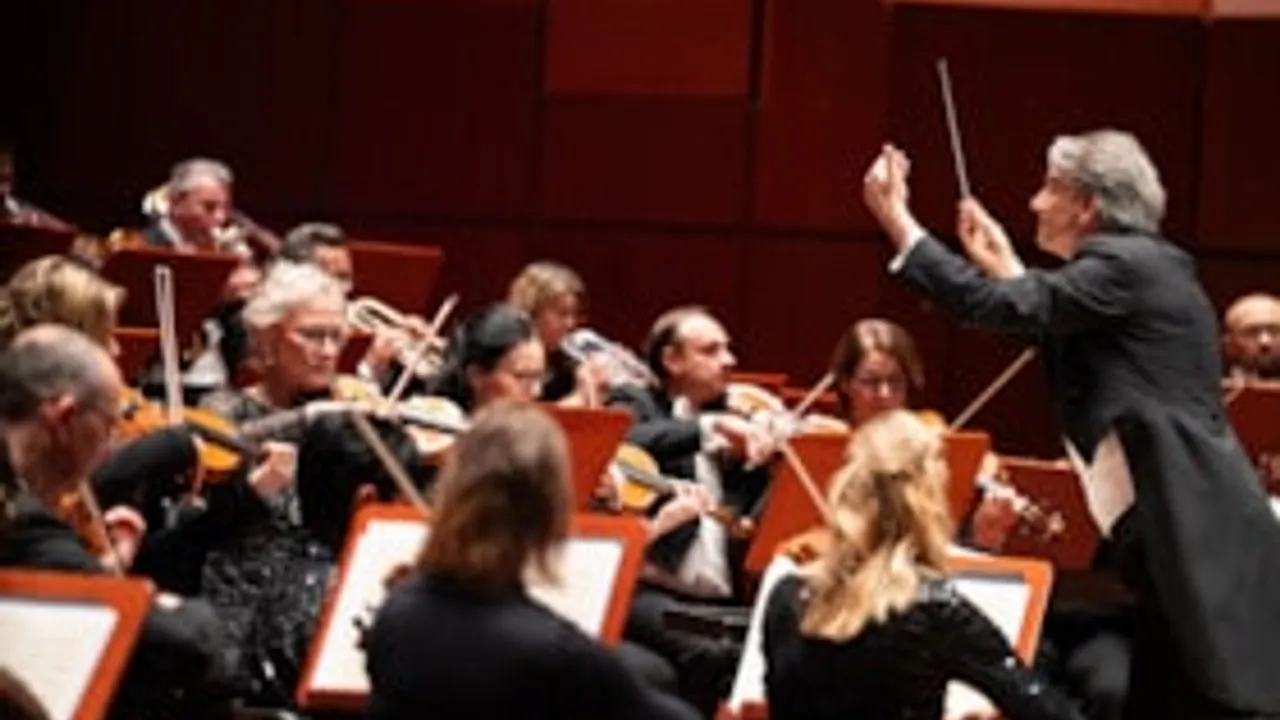 Neujahrskonzert - Neue Philharmonie Frankfurt