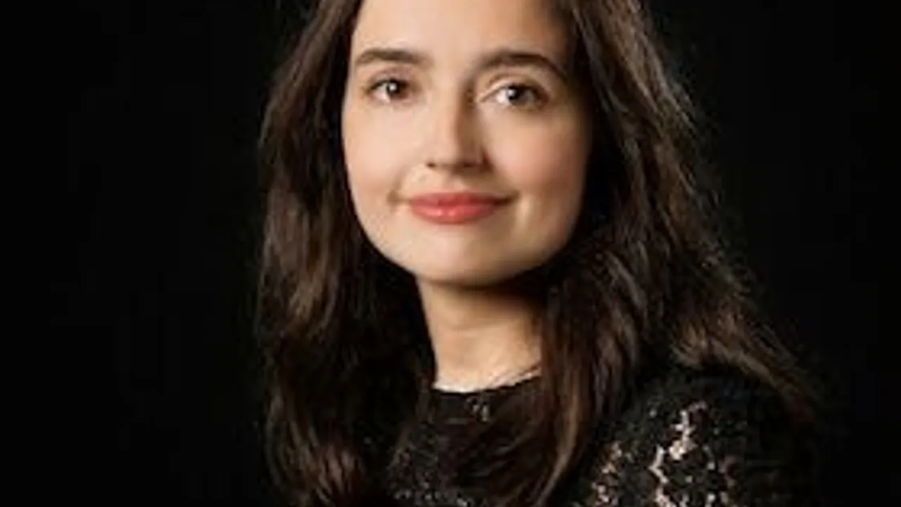 Earthquake – Laura Mota Pello, Klavier