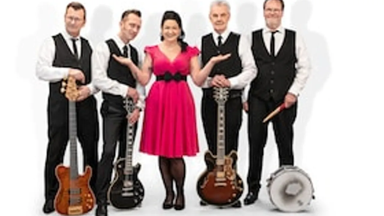 Suzie and the Fireballs - 50s Rock & Roll und 60s Beat