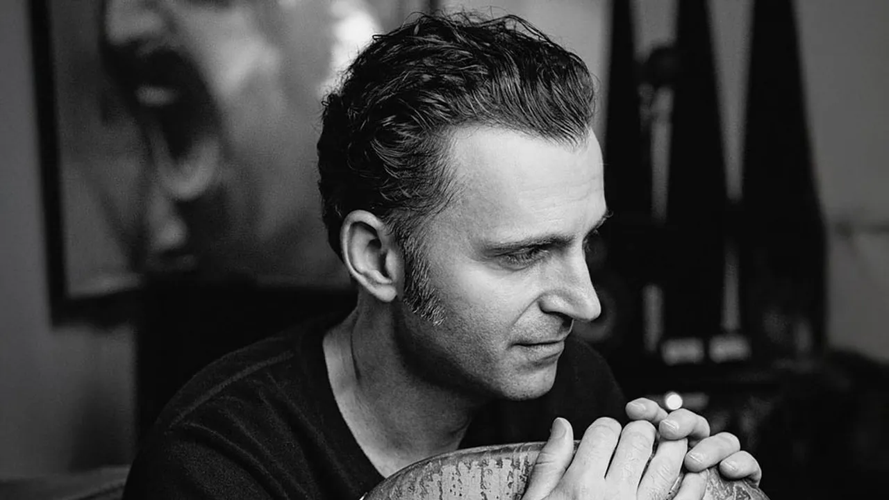 Dweezil Zappa DZ20: Like Father, Like Son