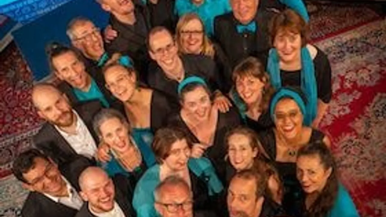 Jazzchor Freiburg meets Joo Kraus - Vocal Surf & Jazz Infusion