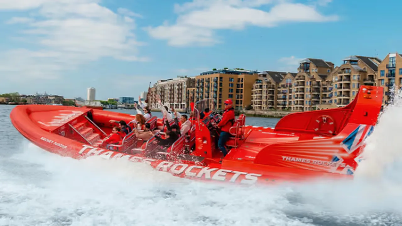 London: Thames Rockets Speedboat Experience