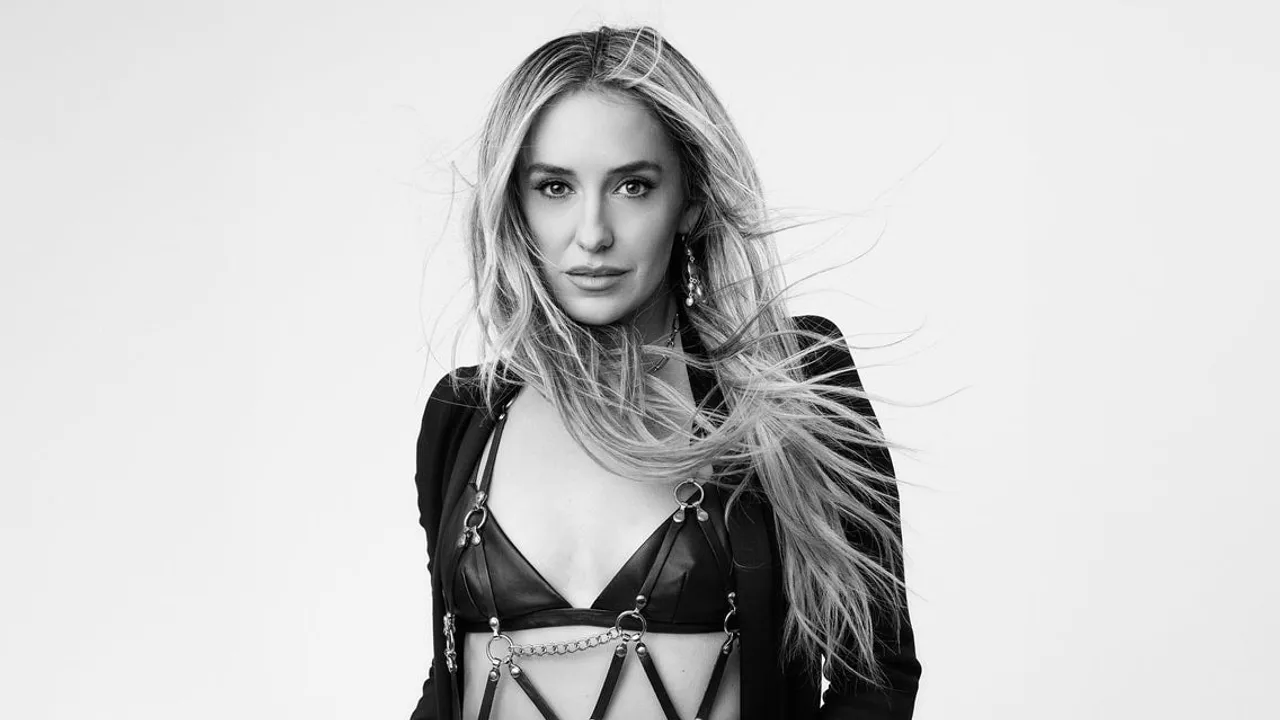 An Acoustic Evening with Lainey Wilson