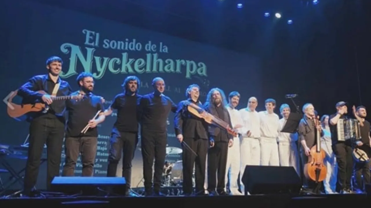 El sonido de la nyckelharpa: de la calle al teatro