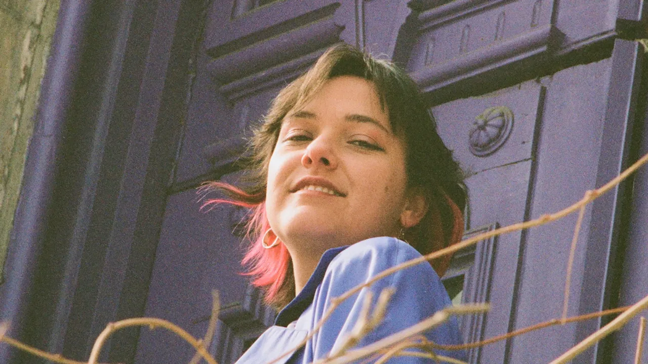 Arielle Soucy (Première partie: Bells Larsen)