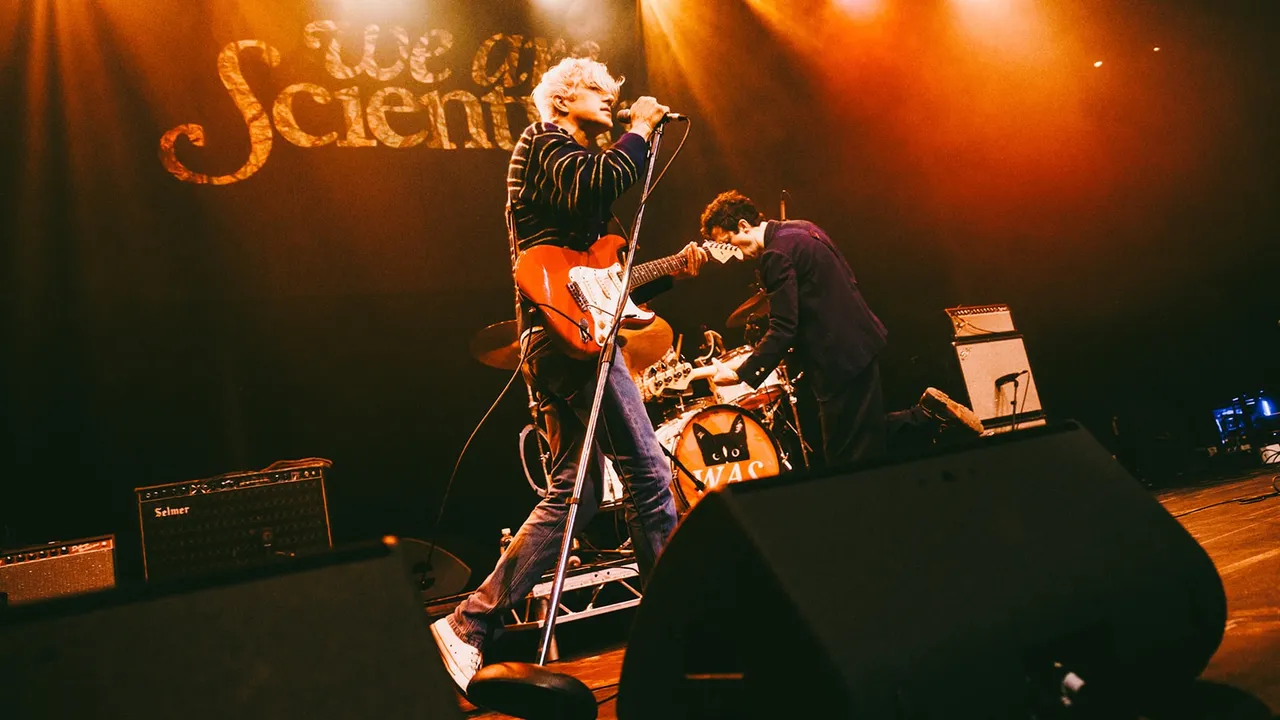 We Are Scientists + Eaves Wilder