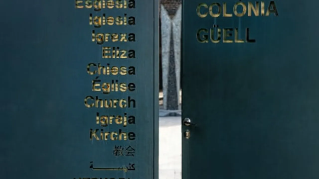 Exposició “Disseny d’una nova tanca perimetral de la Cripta de la Colònia Güell”