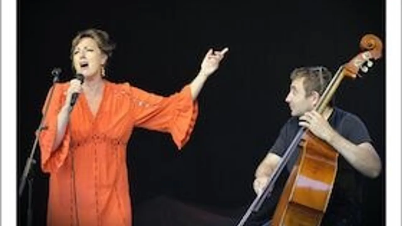 Sinne Eeg - Thomas Fonnesbaek