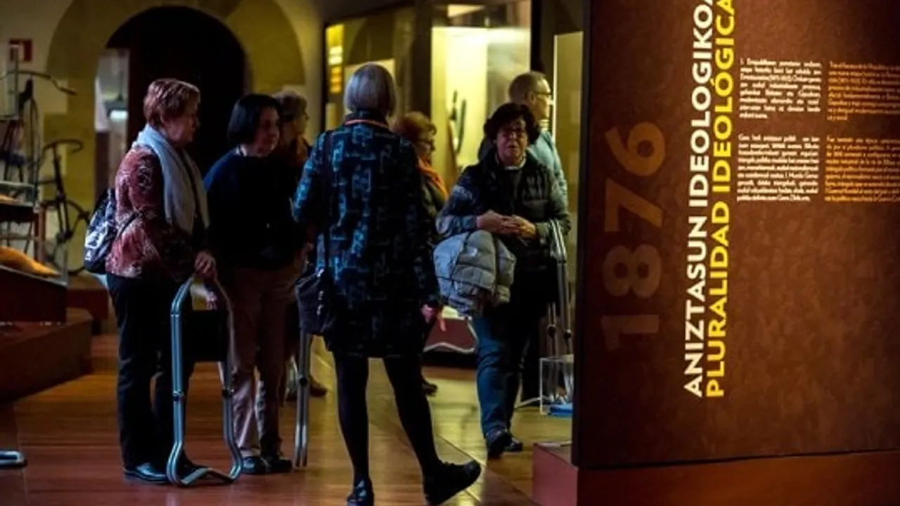 Visita guiada +55: "Siglos XIX y XX en el País Vasco"
