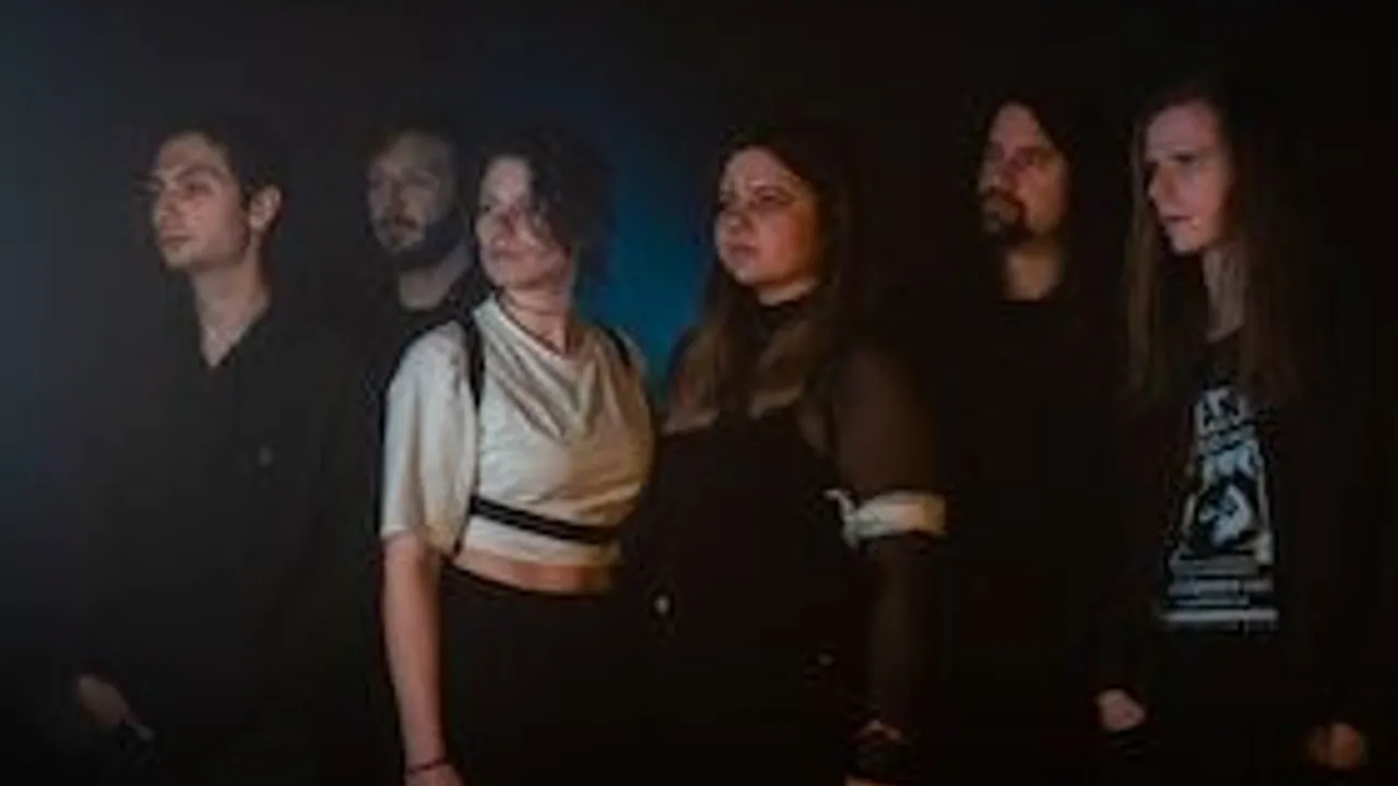 loKAlz: Nequendum + Skullrose