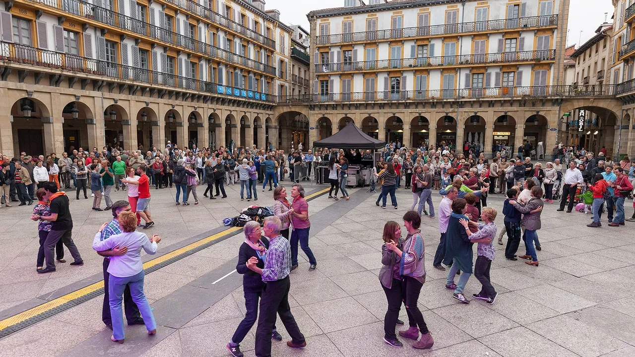 ROMERÍA DE LA BANDA MUNICIPAL DE TXISTULARIS DE SAN SEBASTIÁN