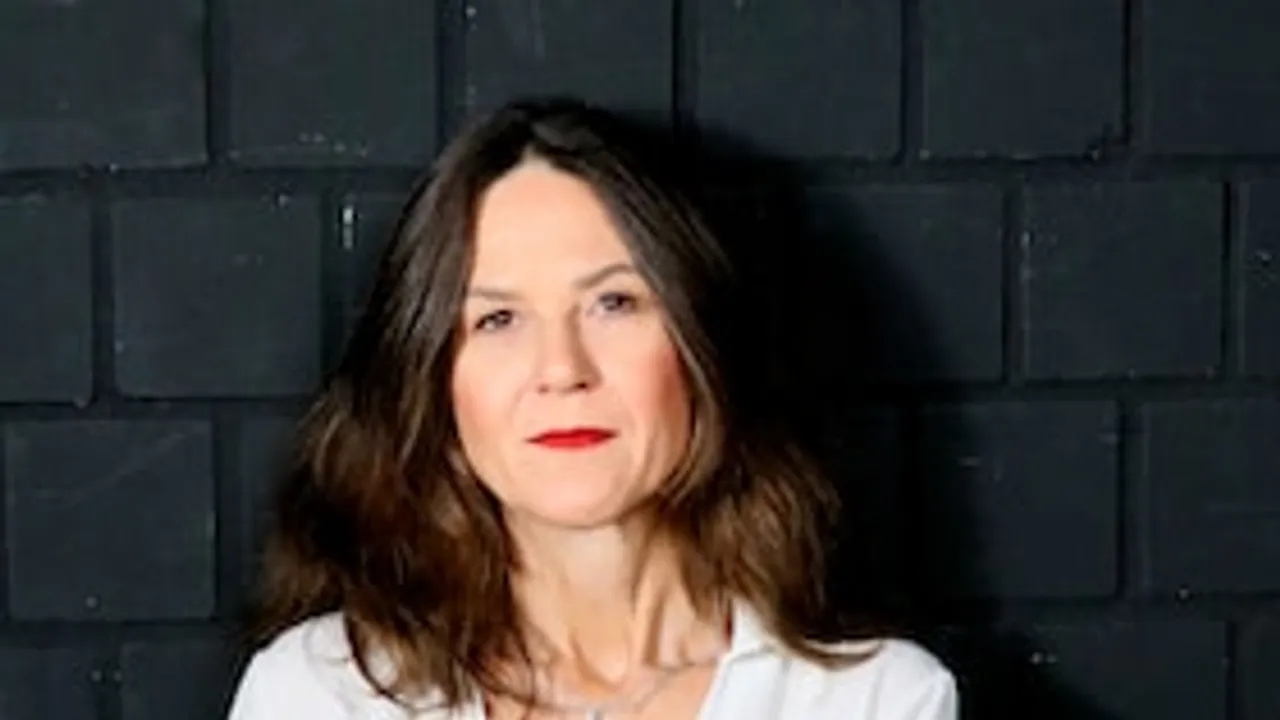 Die Akte Georges Schaltenbrand ist noch nicht geschlossen - Theresa Sperling, musikalisch begleitet von Baruch Chauskin