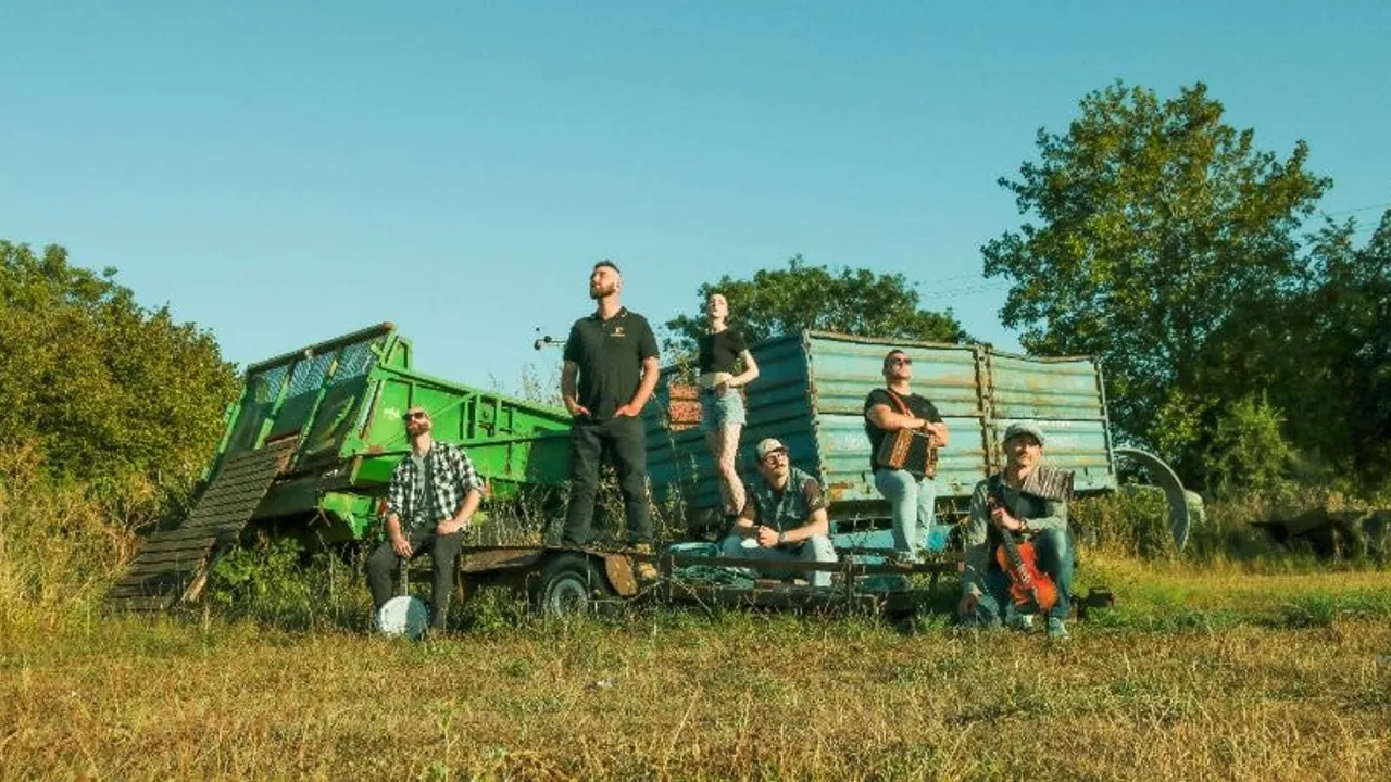 Lost Robins - Shotgun EP Tour - The Cumberland Arms