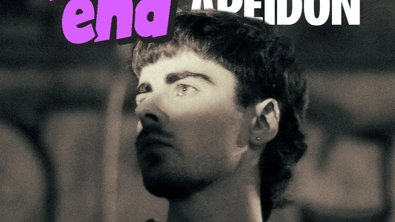 HELLO WEEKEND: HOUS & UK GARAGE