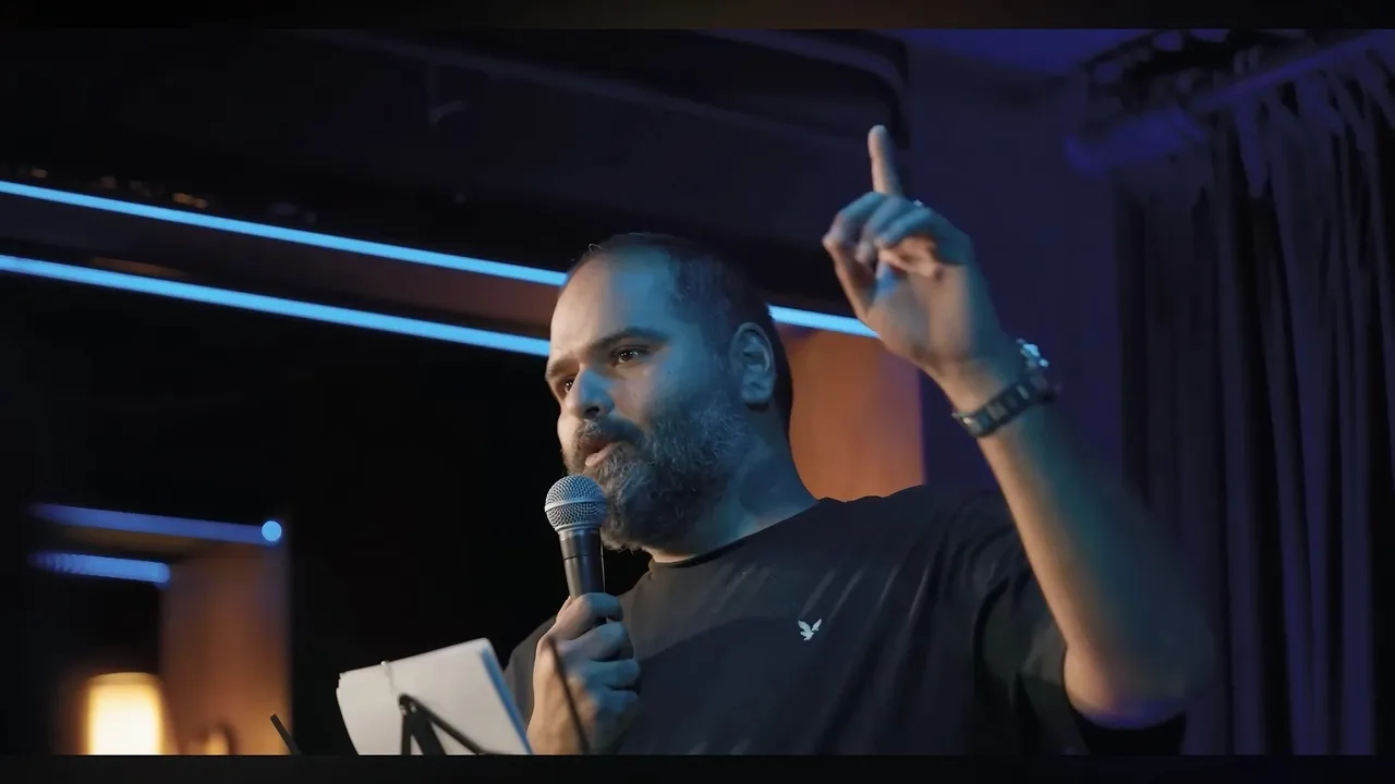 Standing Up by Kunal Kamra