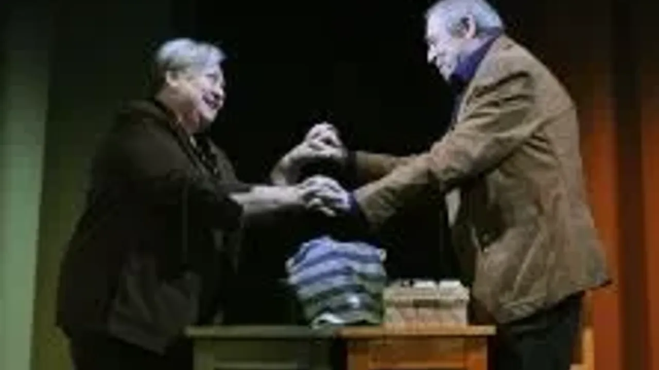 romance.com - Molnár P., Jordán T., Sipos V., Formán B., Domokos Zs.