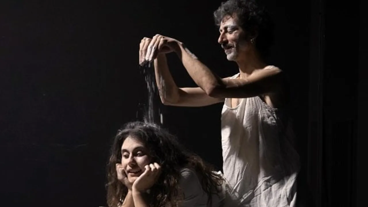 Festival Internacional de Teatro de Vitoria-Gasteiz 2026: "Rojo Nieve"