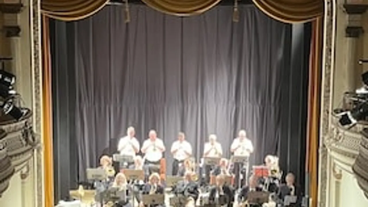 Brandheiß Bigband: "What a wonderful World"