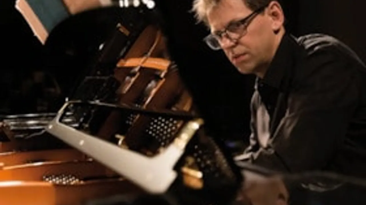 Florian Hölscher
