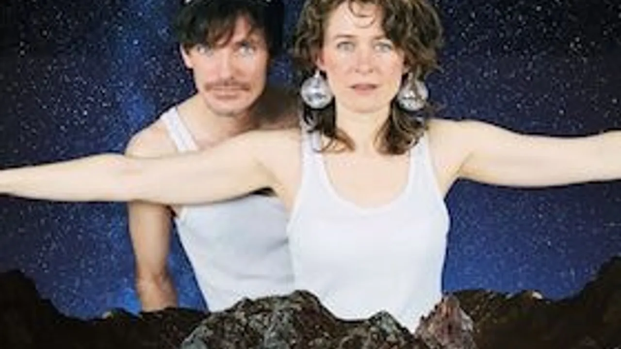 Mackefisch - Vielleichtgewichte - Songwriter-Standup-Upcycling-Band