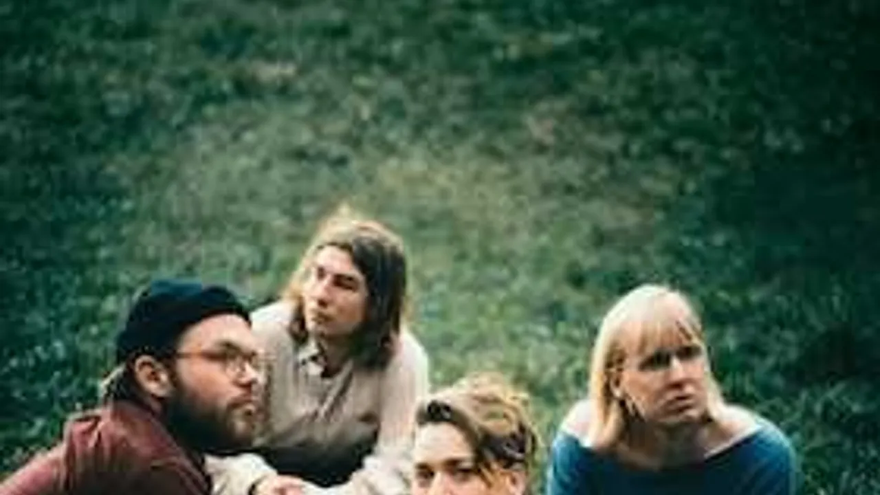 JUMP - »Inbetweenings«