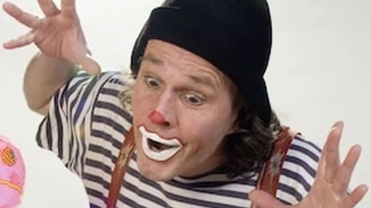 JOAQUINO PAYASO und seine sieben Koffer - Clownstheater für Kinder und Erwachsene