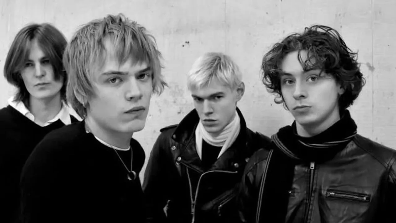 THE SHOOTING GALLERY/THE RITUALISTS & BLEACH ESTATE-The Water Rats 19/10/26