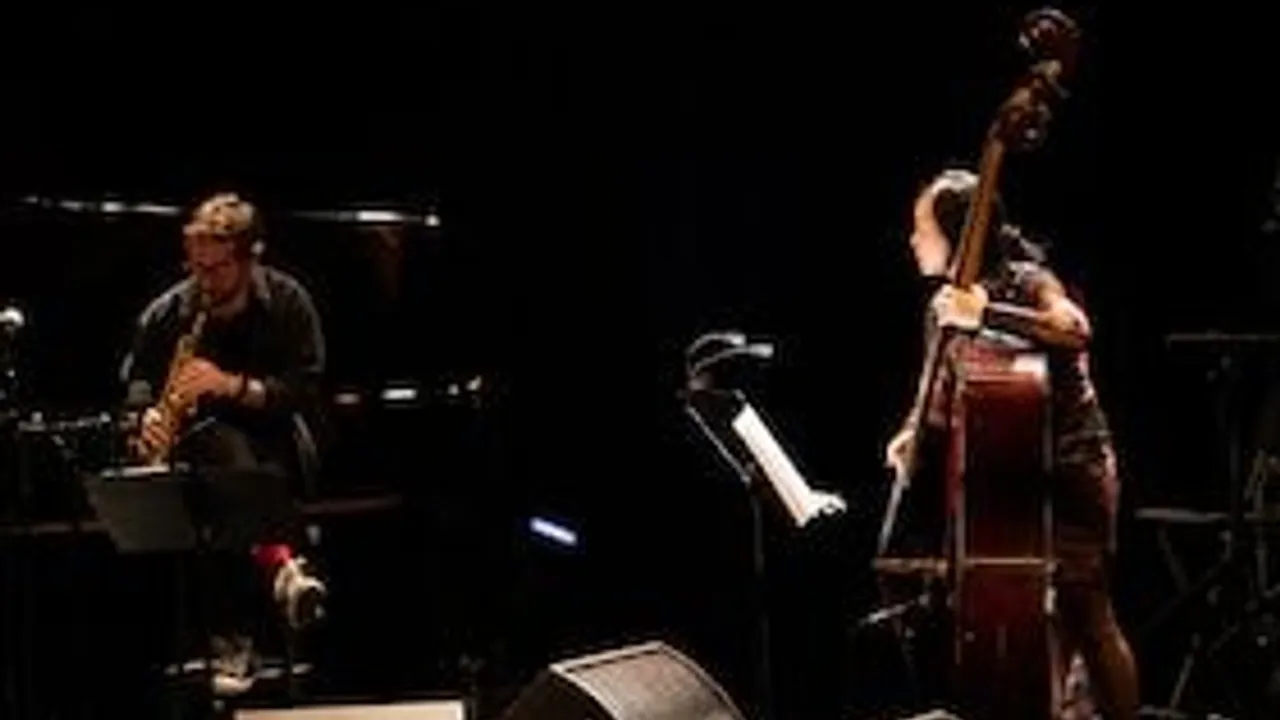 Émile Parisien - Yaron Herman - Prabhu Edouard - Linda May Han Oh: Floating