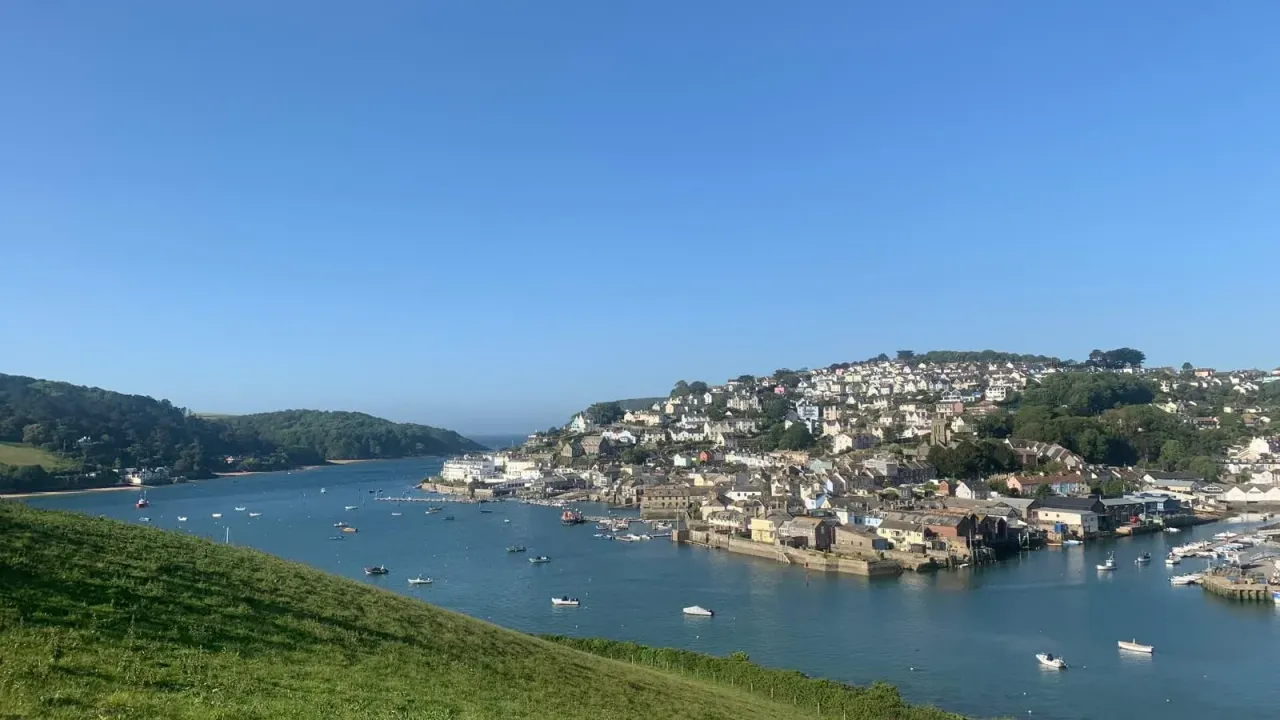 SALCOMBE RNLI RESOLUTION FUN RUN