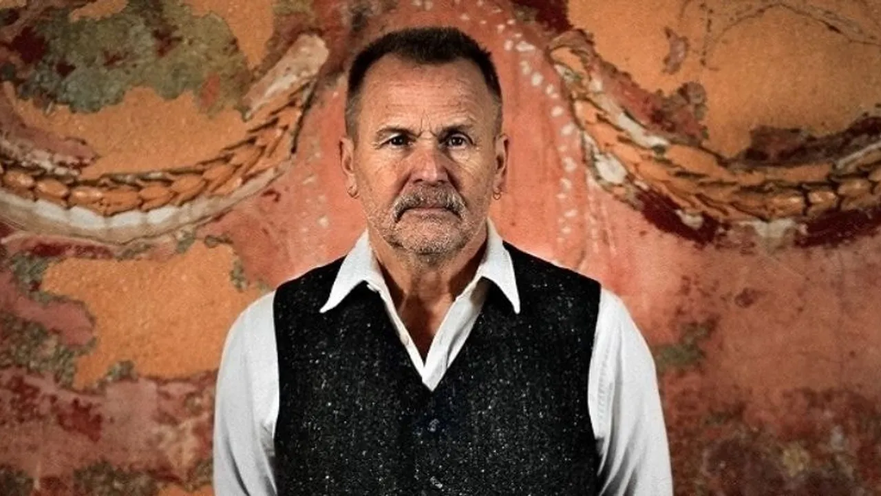 MARTIN SIMPSON