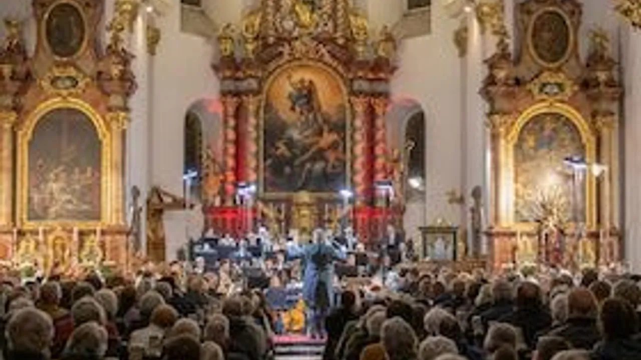 Bruckner Orchester Linz - Anton Bruckner: Sinfonie Nr. 5