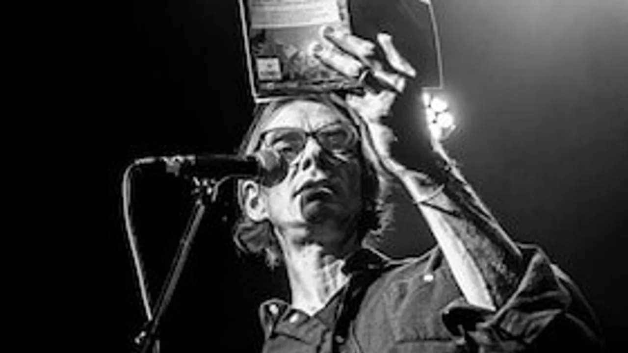 Schöne Aussicht – Die Slam Poetry & Songwriting Show - mit The Lake and the Wolf (OS) und Andreas Weber (MS)