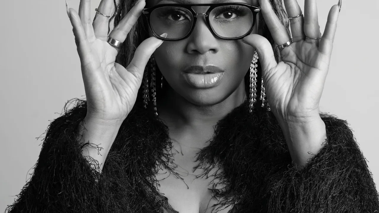 Lalah Hathaway