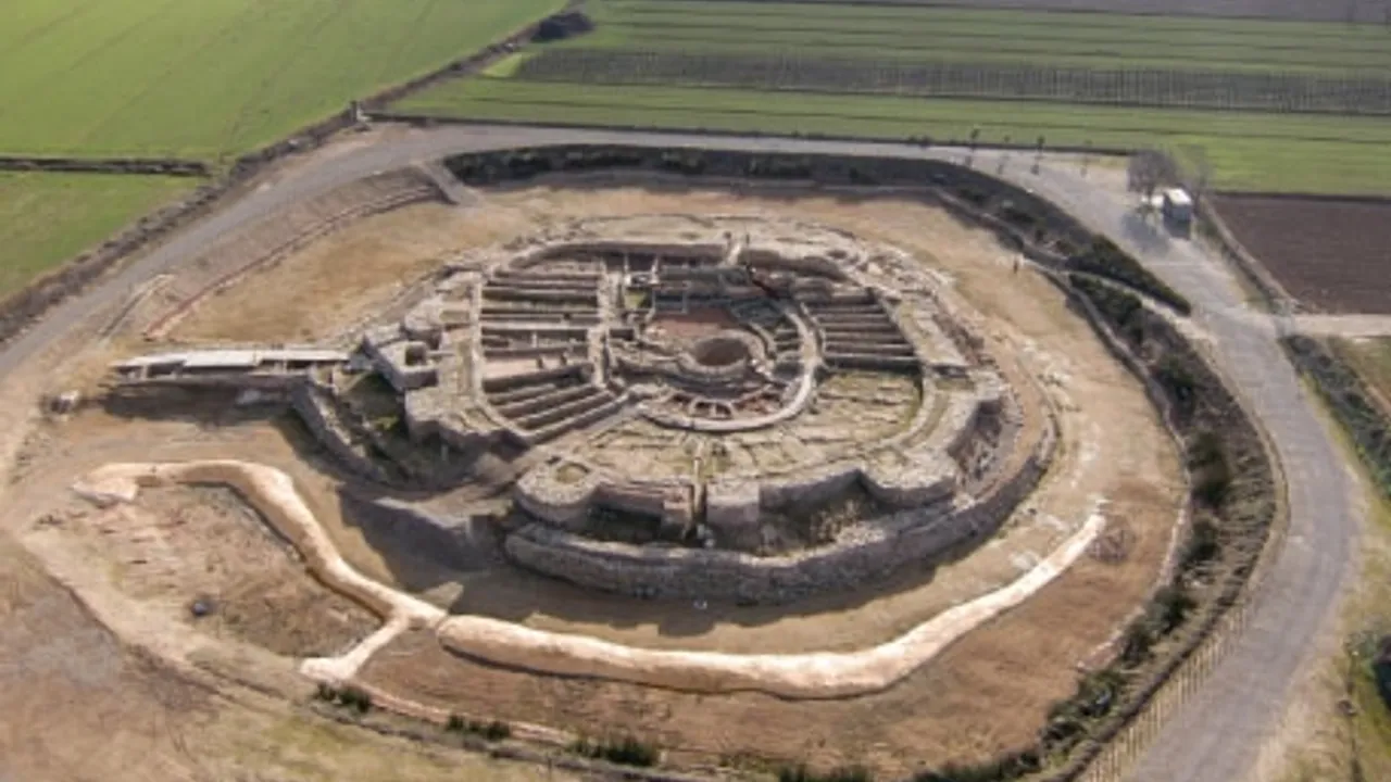 Visites guiades al jaciment de la Fortalesa dels Vilars