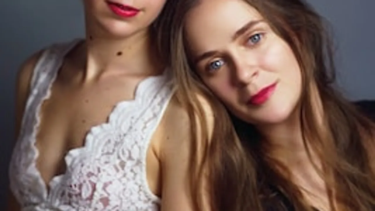 Klavierzauber zur Winterzeit - Der Nussknacker mit dem Duo Anastasia und Polina Churbanova
