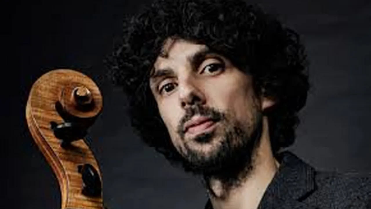 Daniel Claret (violoncelliste)/Série Musique au salon