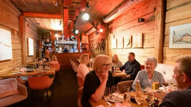{wnzs} Vorweihnachts-Fondue-Plausch im Sprötzehüsli Ebikon