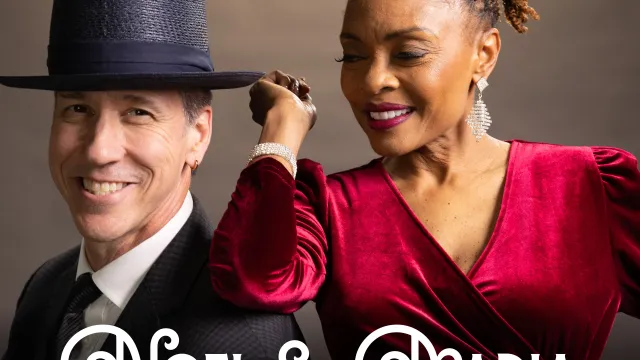 Noel & Maria: Christmas in a New Key