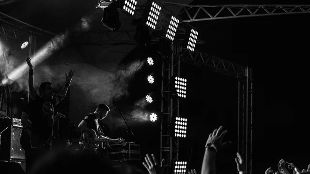 Messer Chups Performing with Reverend Horton Heat On Arties Outdoor E