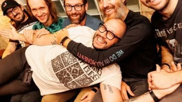 AJJ