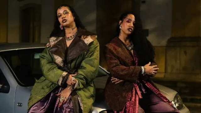 Tasha & Tracie (Dabadaba)