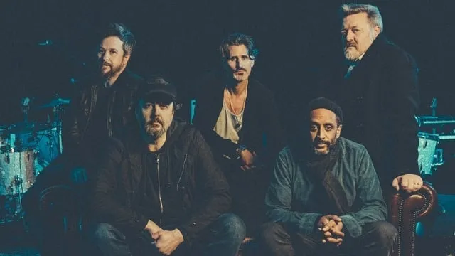 elbow - Asleep in the Back