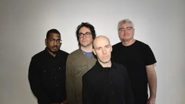 THE MESSTHETICS & JAMES BRANDON LEWIS (usa)